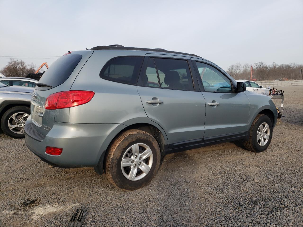 2009 Hyundai Santa Fe - Image 3