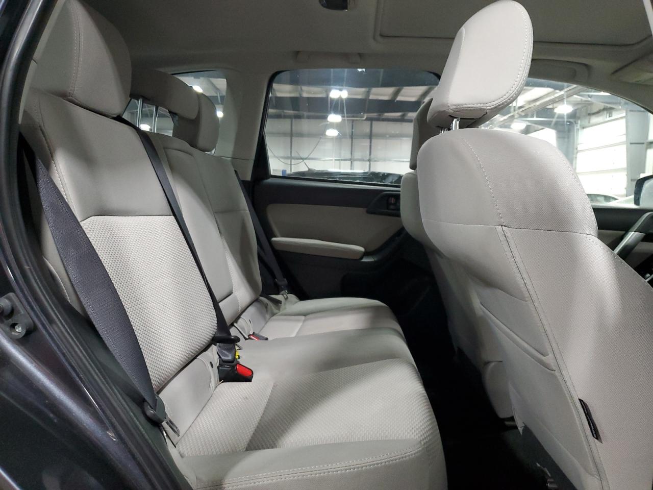 2014 Subaru Forester - Image 12