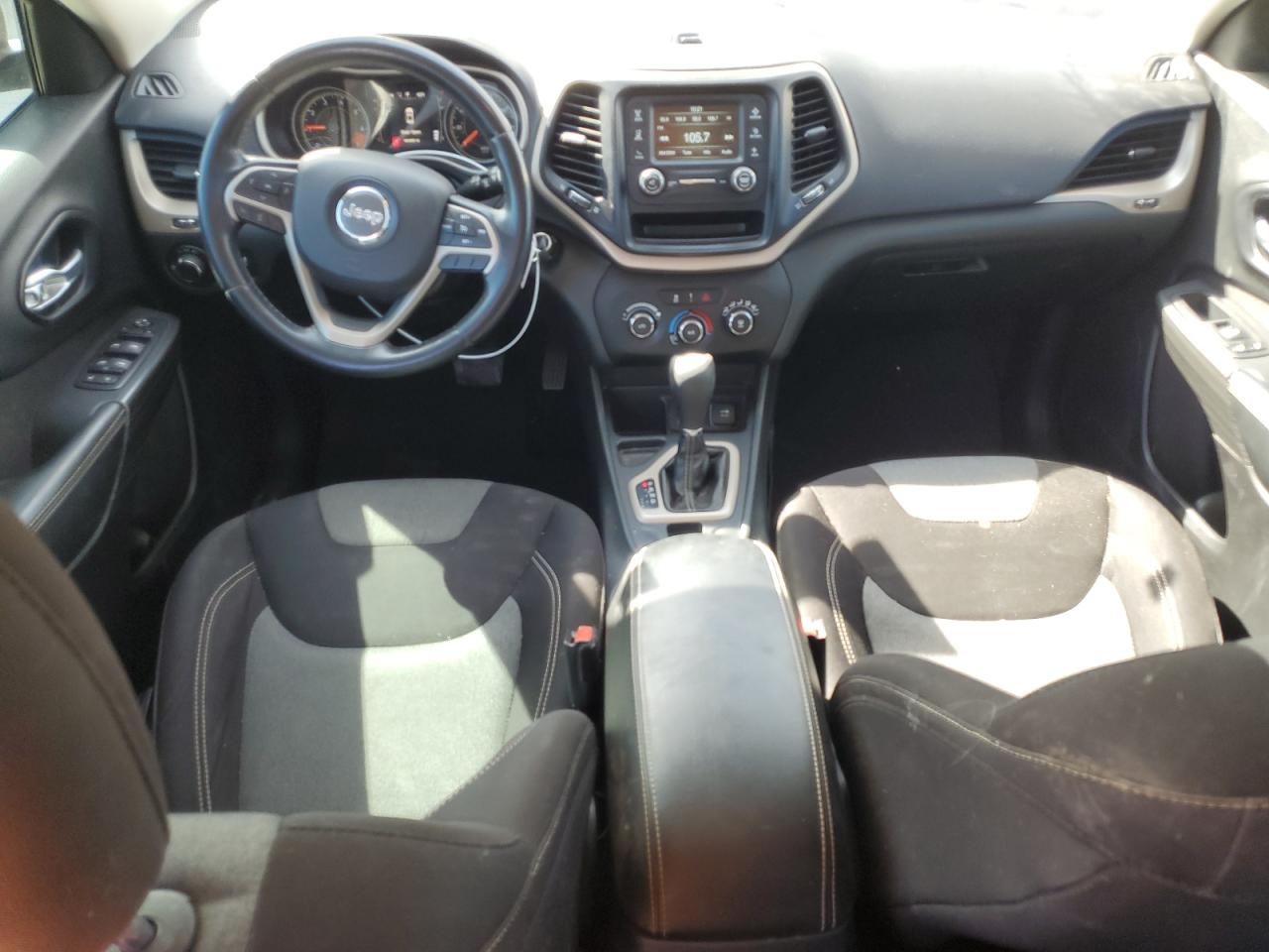 2015 Jeep Grand Cherokee - Image 8