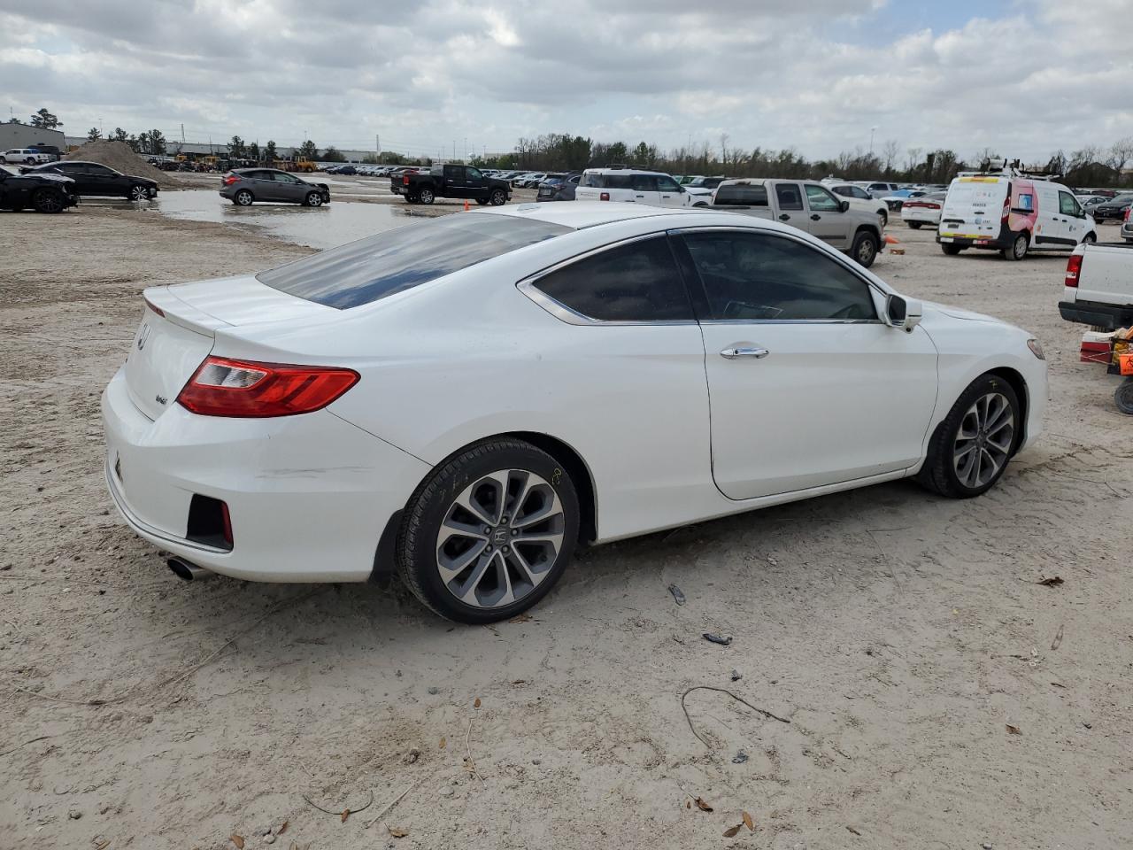 2014 Honda Accord - Image 3