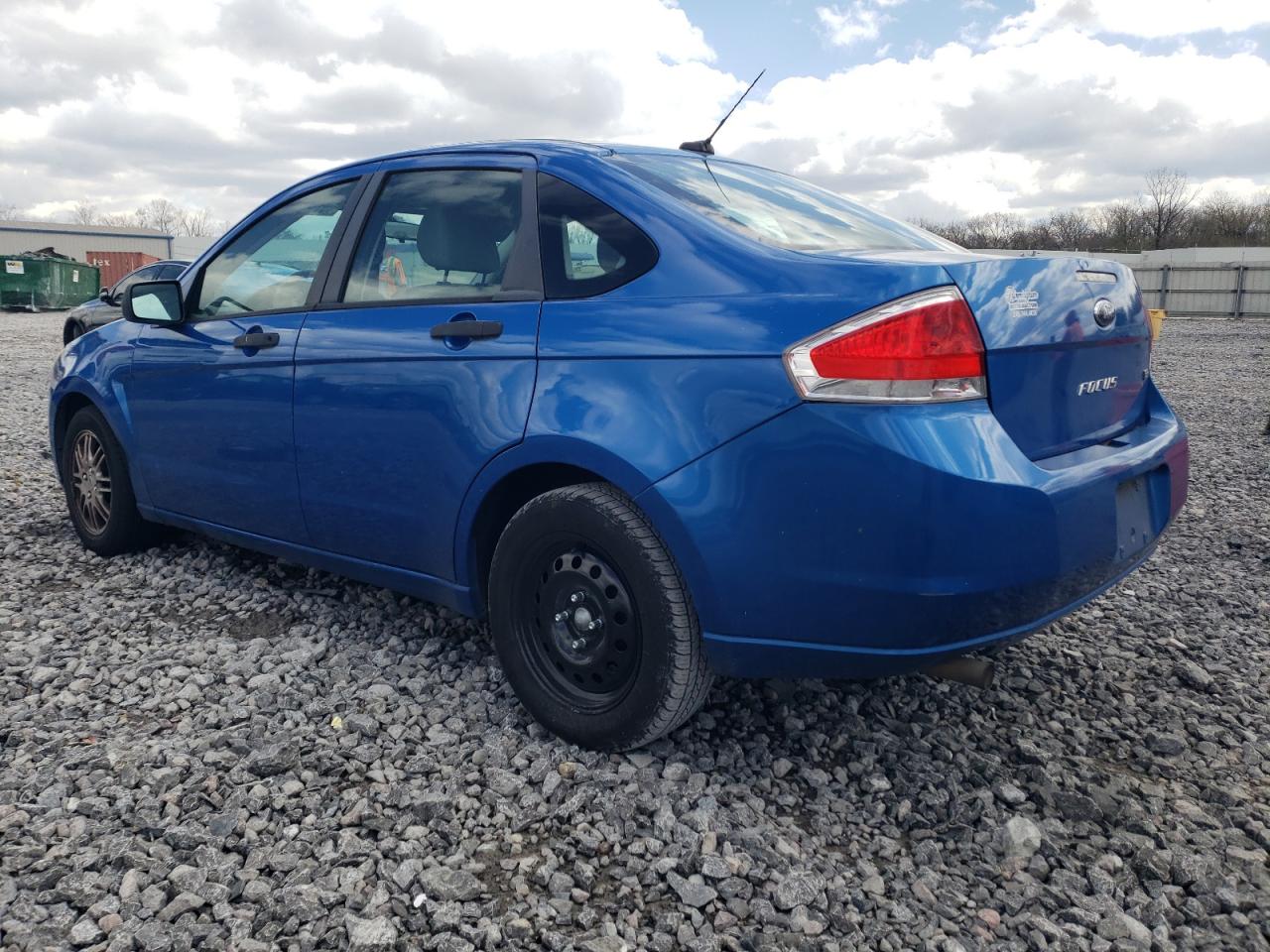 2010 Ford Focus - Image 2