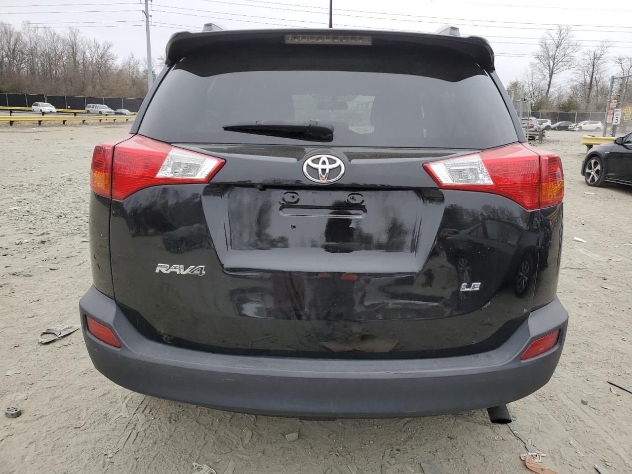 2014 Toyota RAV 4 - Image 6