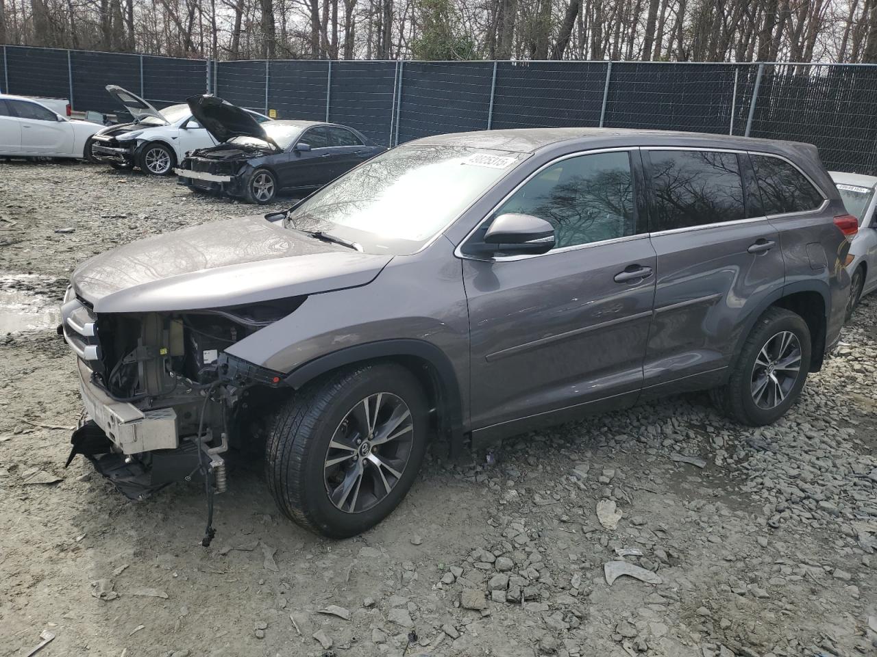2017 Toyota Highlander Le de vânzare în Waldorf, MD - Front End