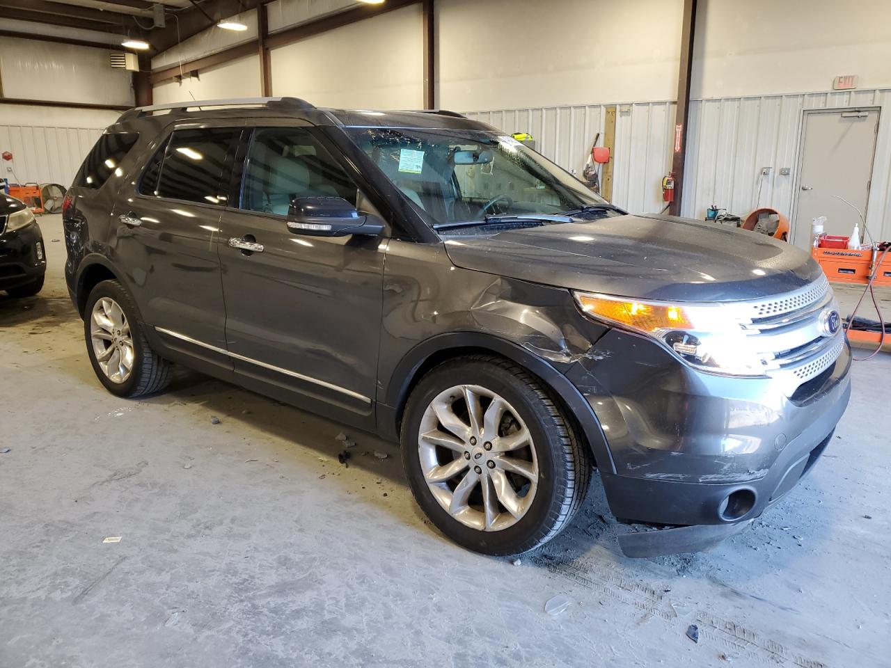 2015 Ford Explorer - Image 4