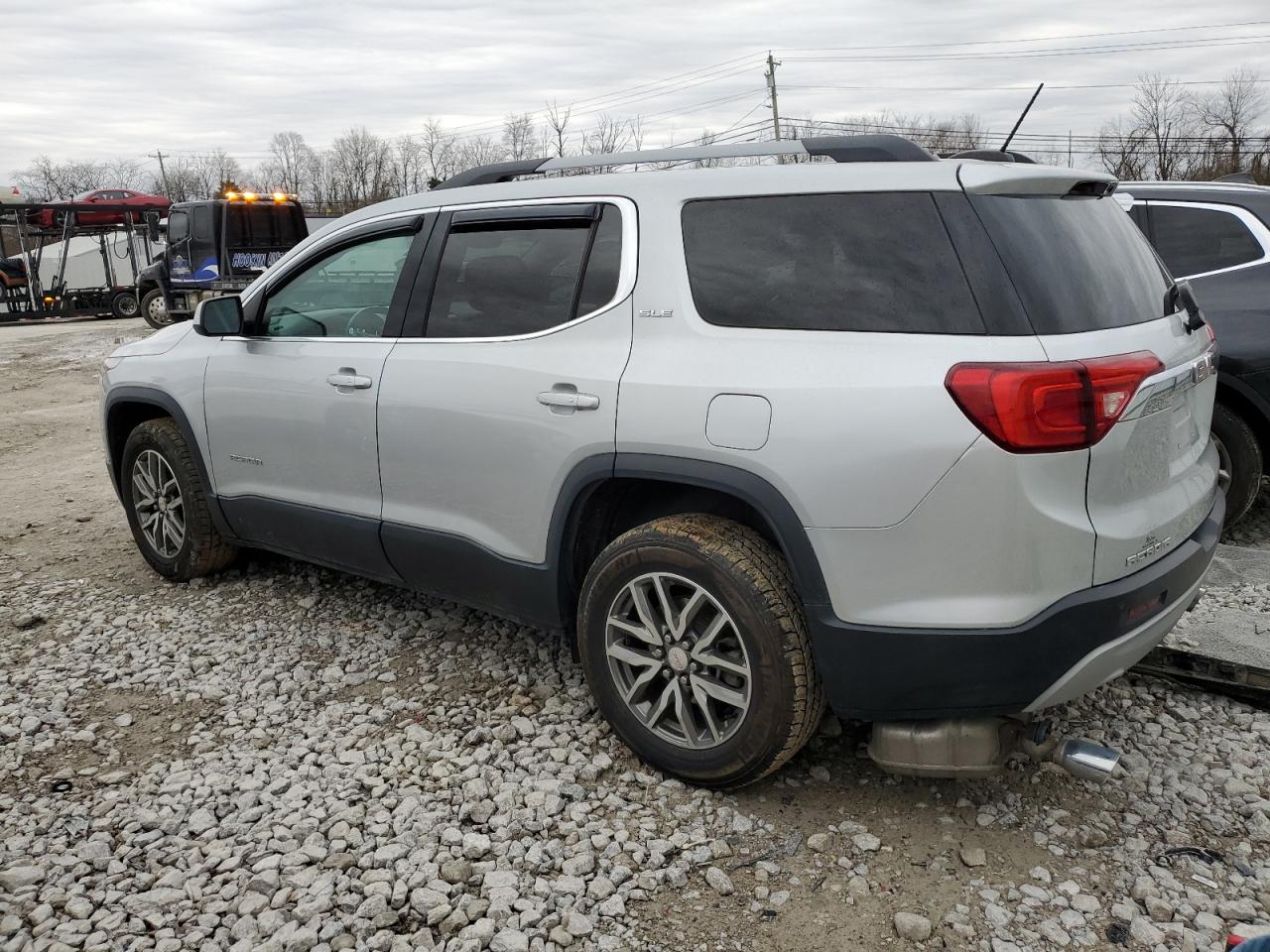 2019 GMC Acadia - Image 2