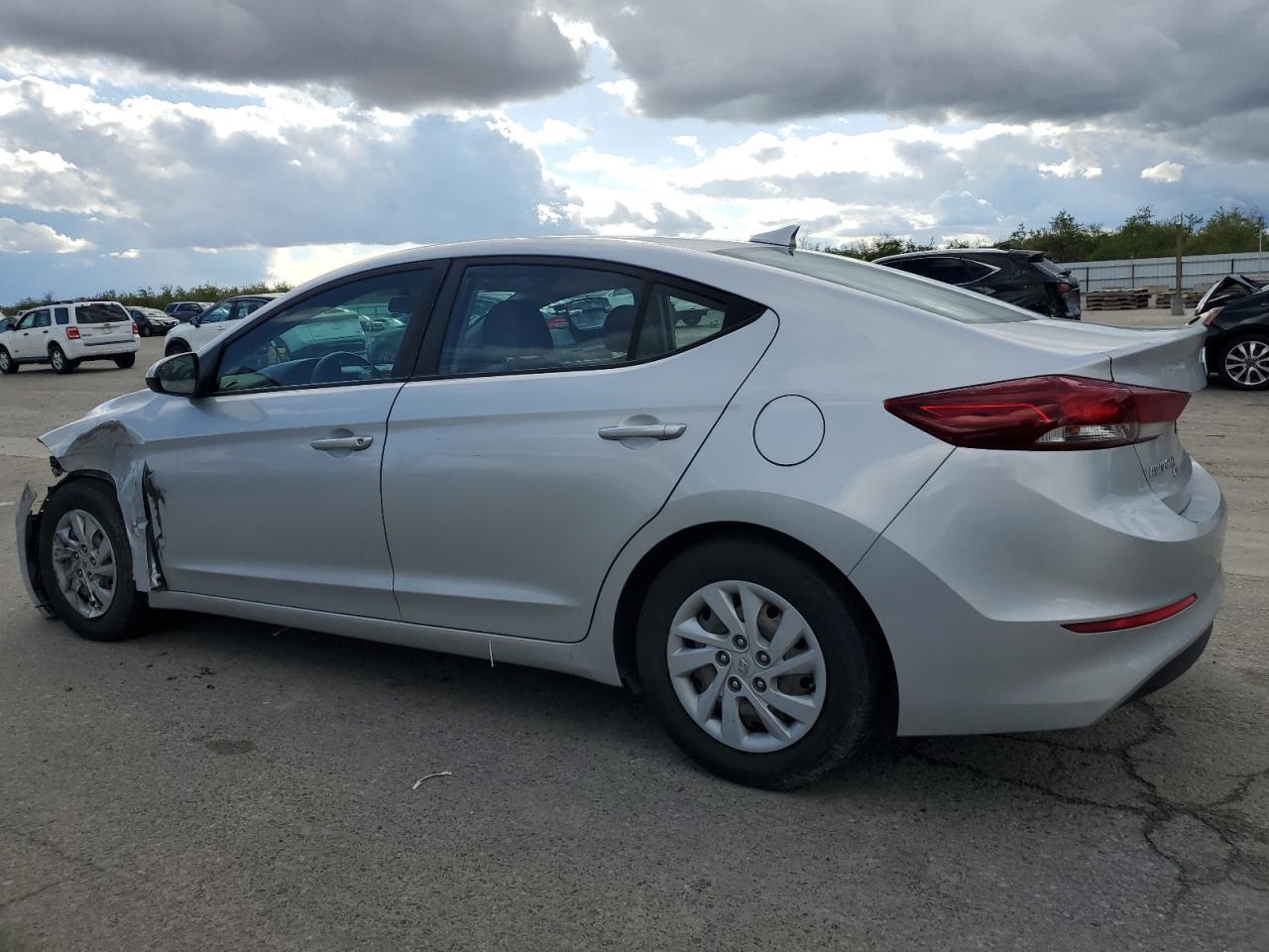 2017 Hyundai Elantra - Image 2