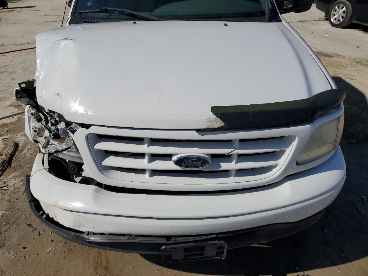 2001 Ford F-150 - Image 11