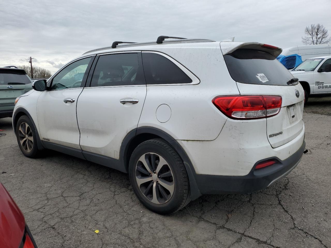 2016 Kia Sorento - Image 2