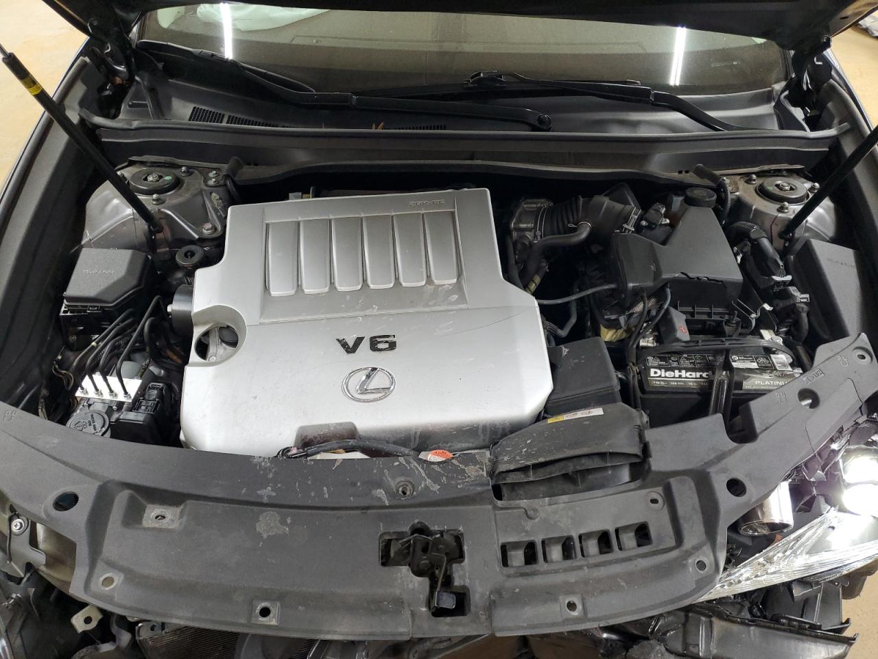 2016 Lexus ES - Image 12