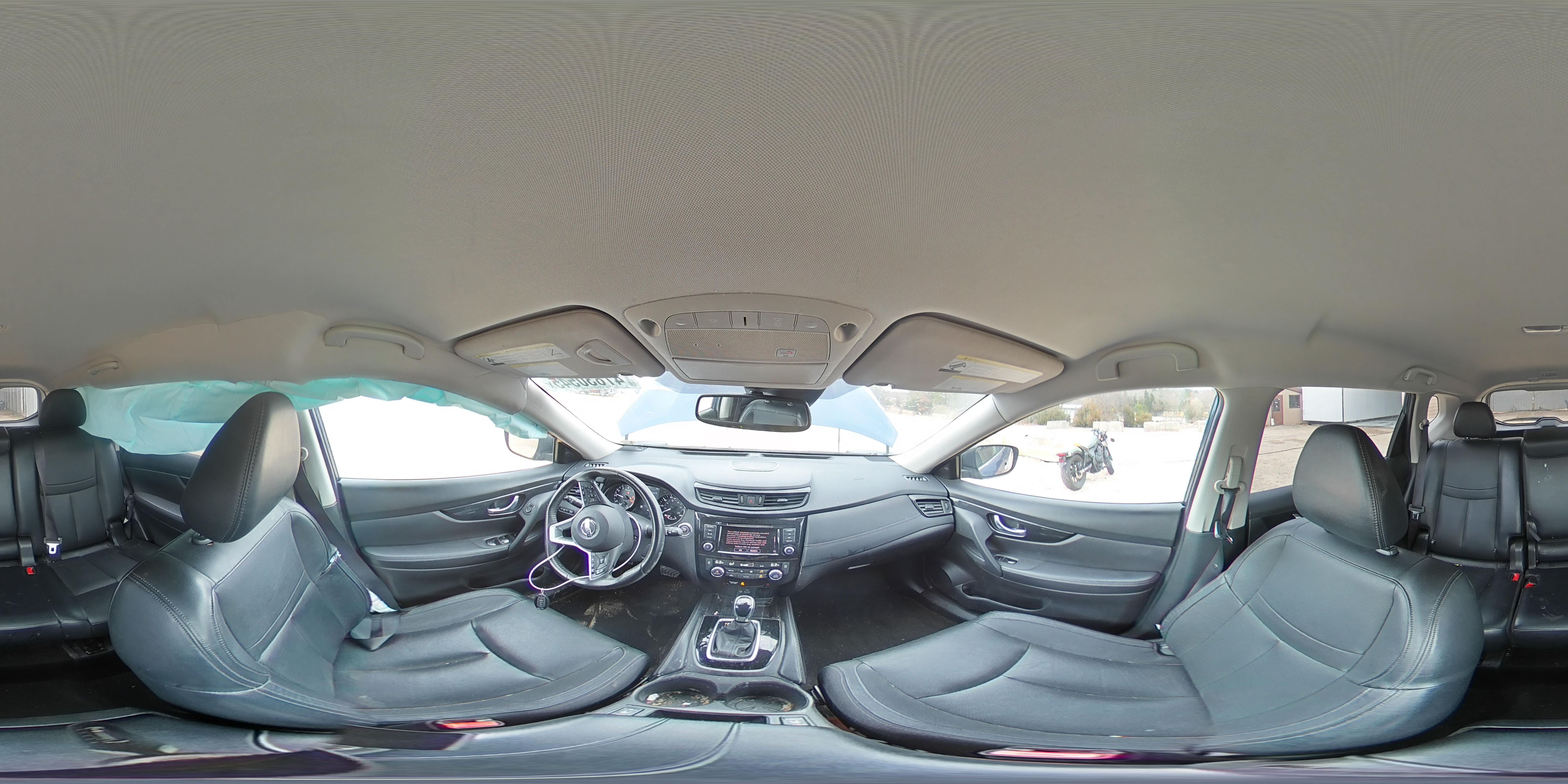 2018 Nissan Rogue - Image 14