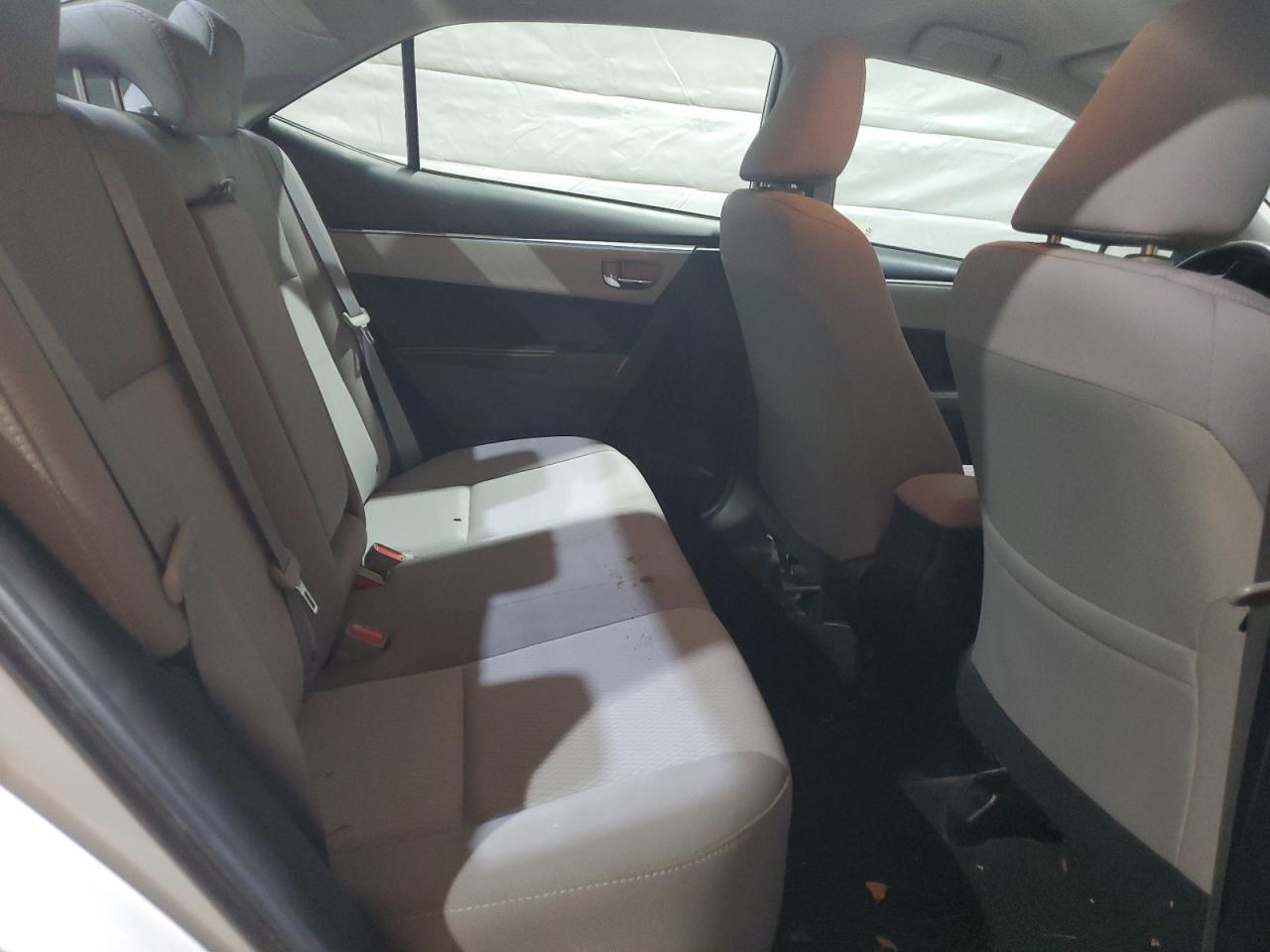 2015 Toyota Corolla - Image 11