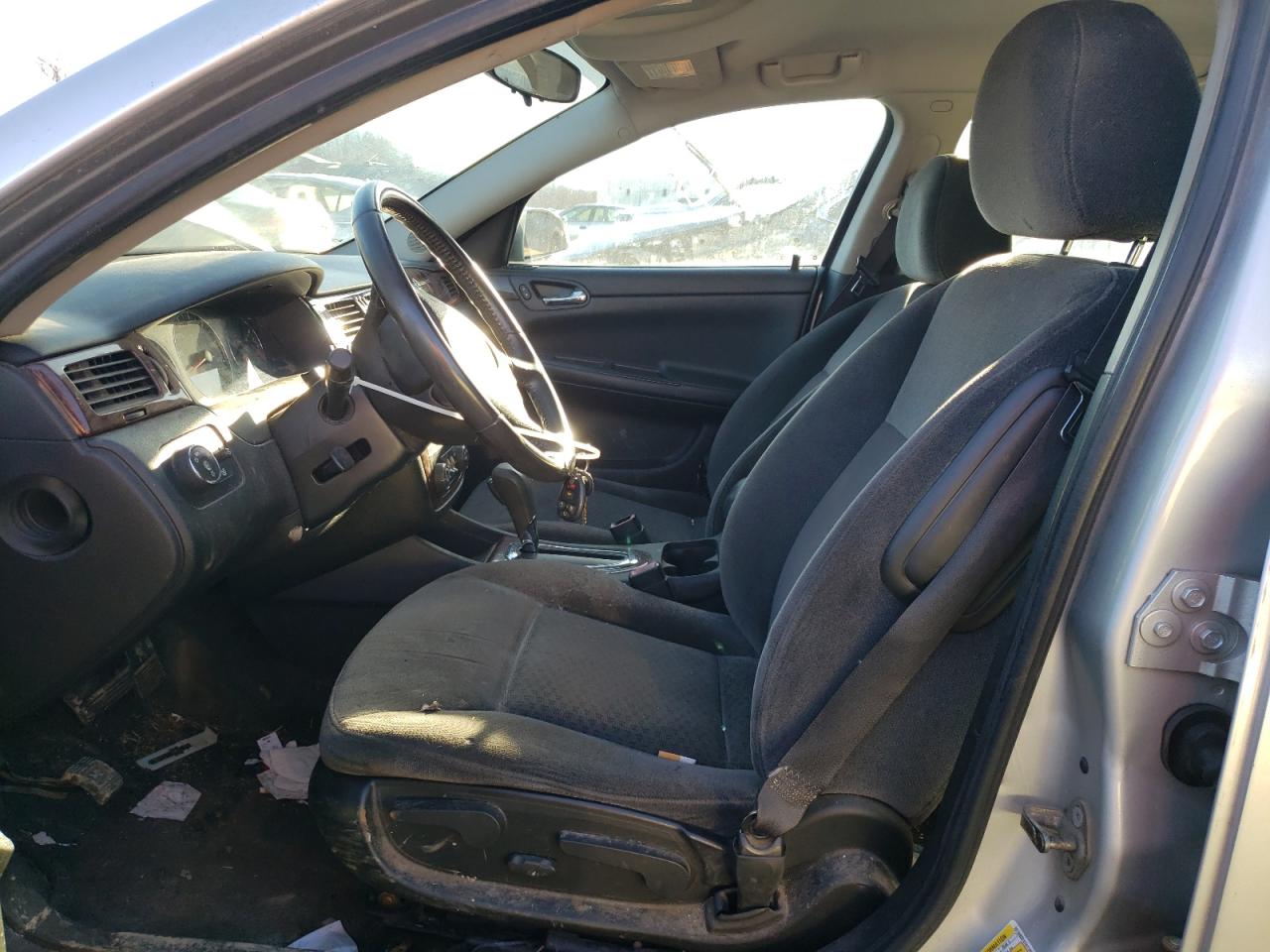 2010 Chevrolet Impala - Image 7