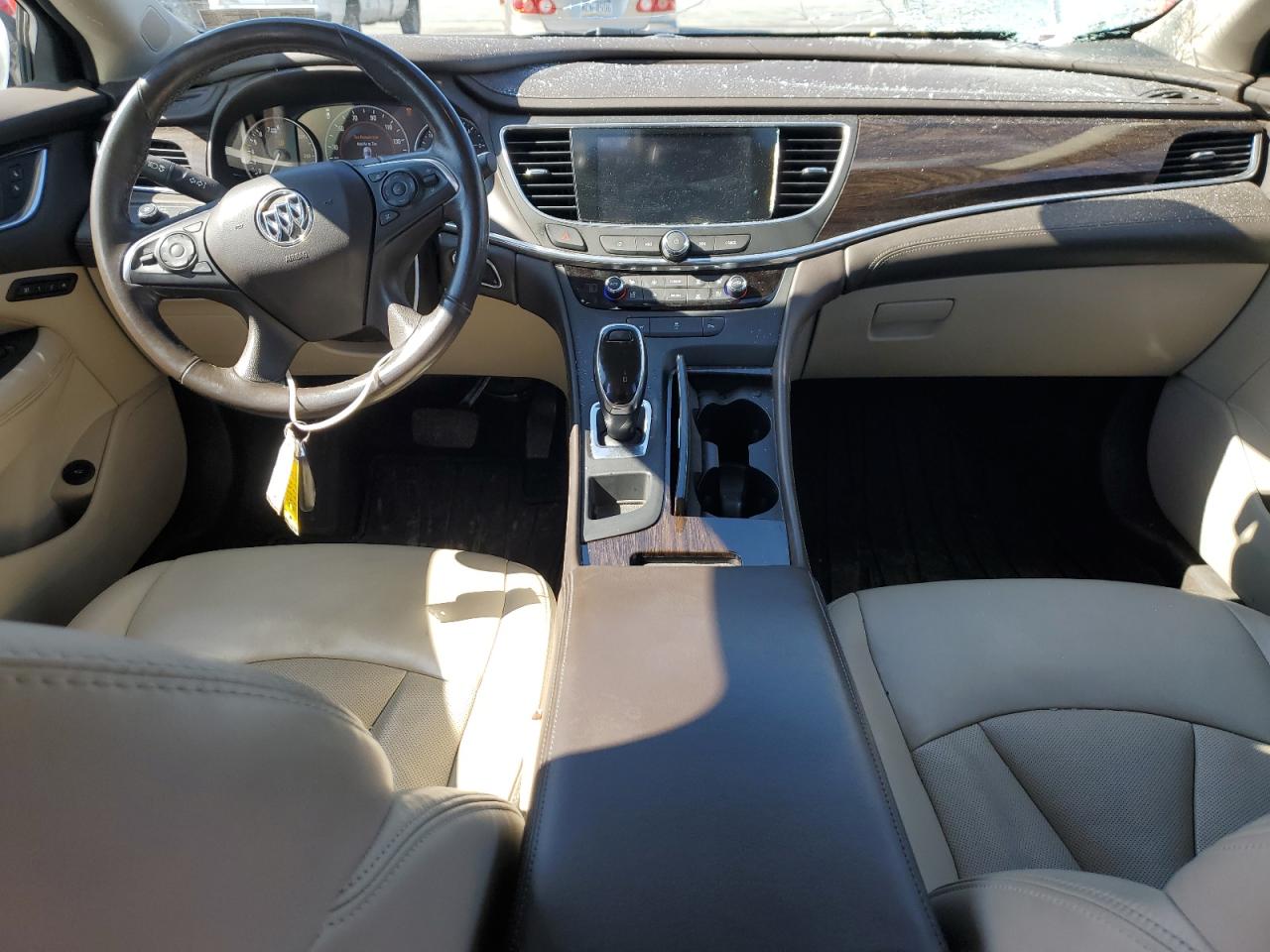2017 Buick LaCrosse - Image 8