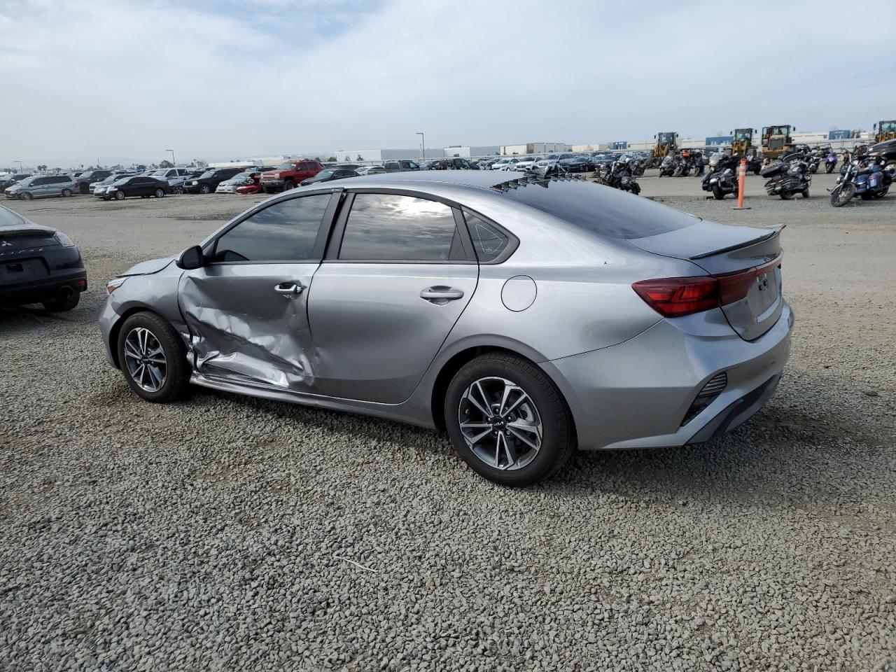 2024 Kia Forte - Image 2