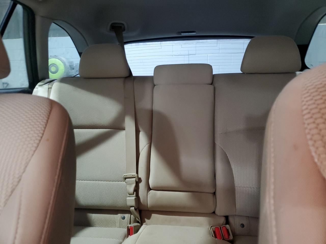 2015 Subaru Outback - Image 10