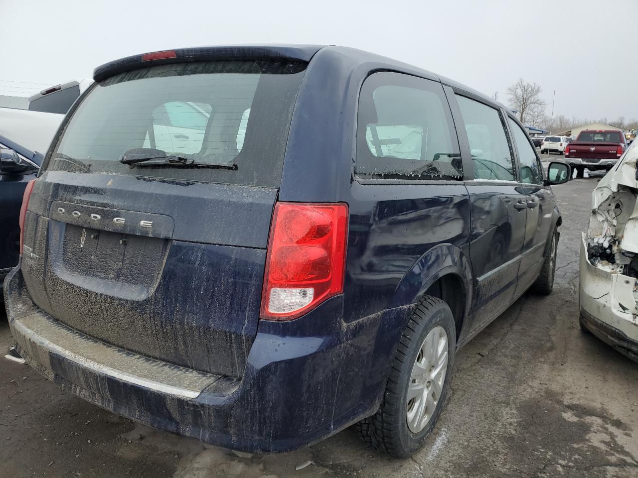 2014 Dodge Caravan - Image 3