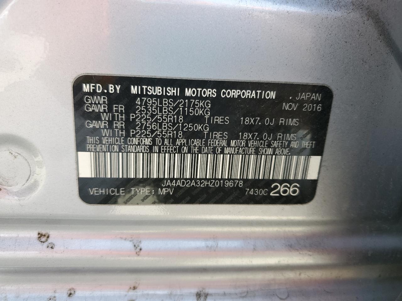 2017 Mitsubishi Outlander - Image 15