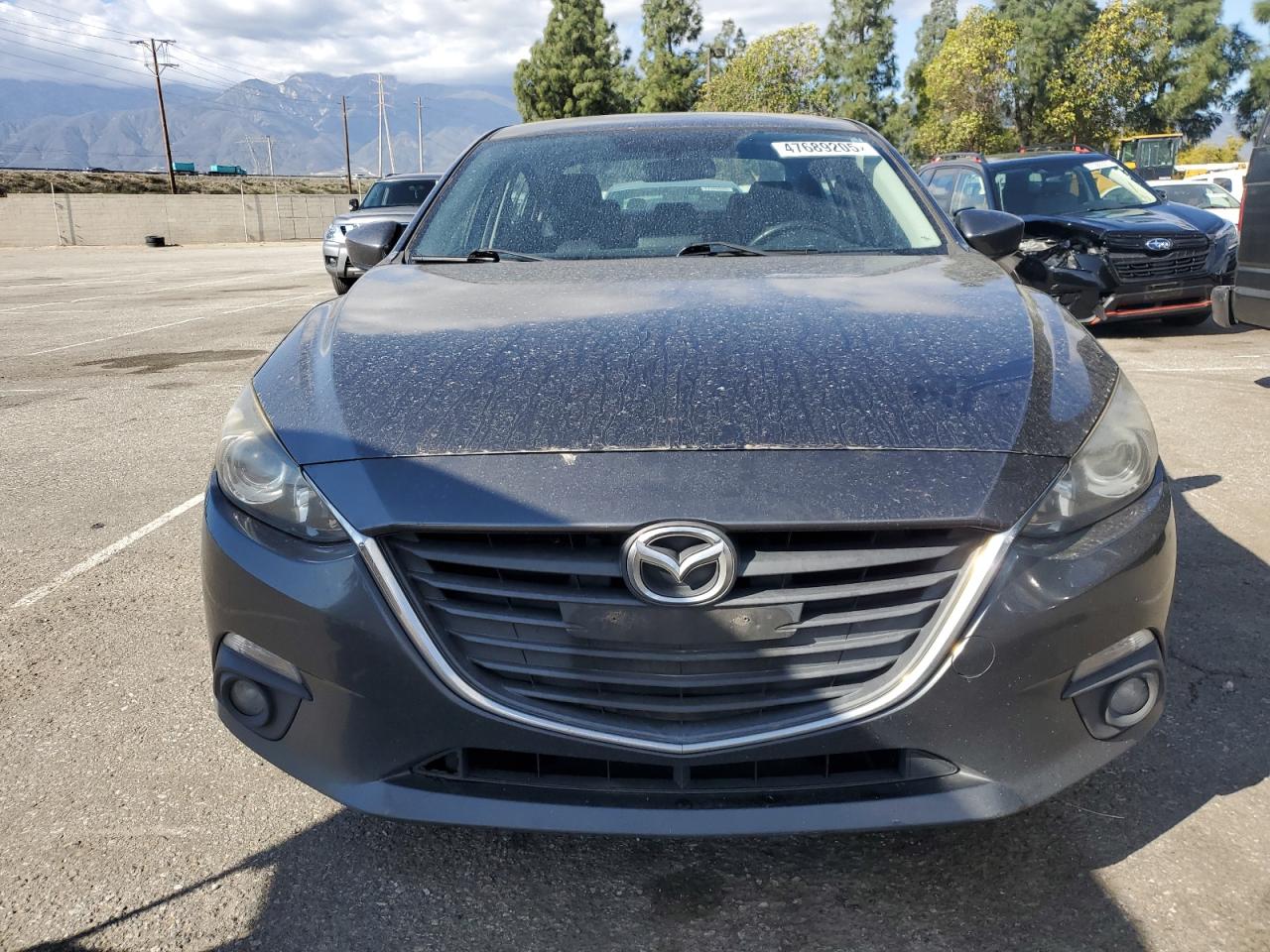 2015 Mazda 3 - Image 5
