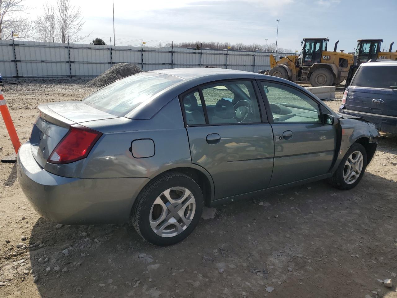 2004 Saturn ION - Image 3