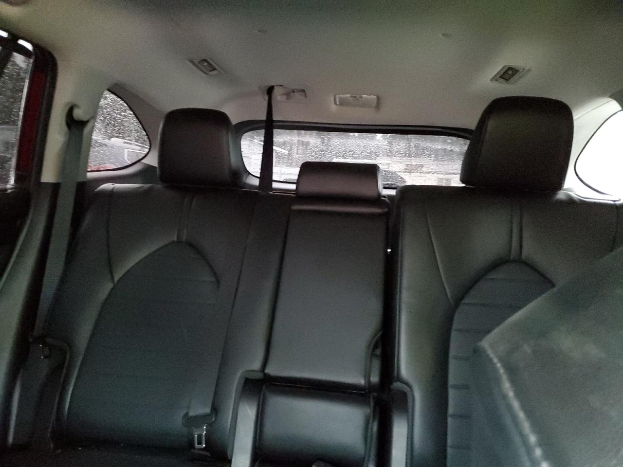 2022 Toyota Highlander - Image 10