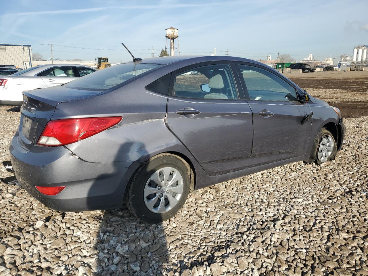 2017 Hyundai Accent - Image 3