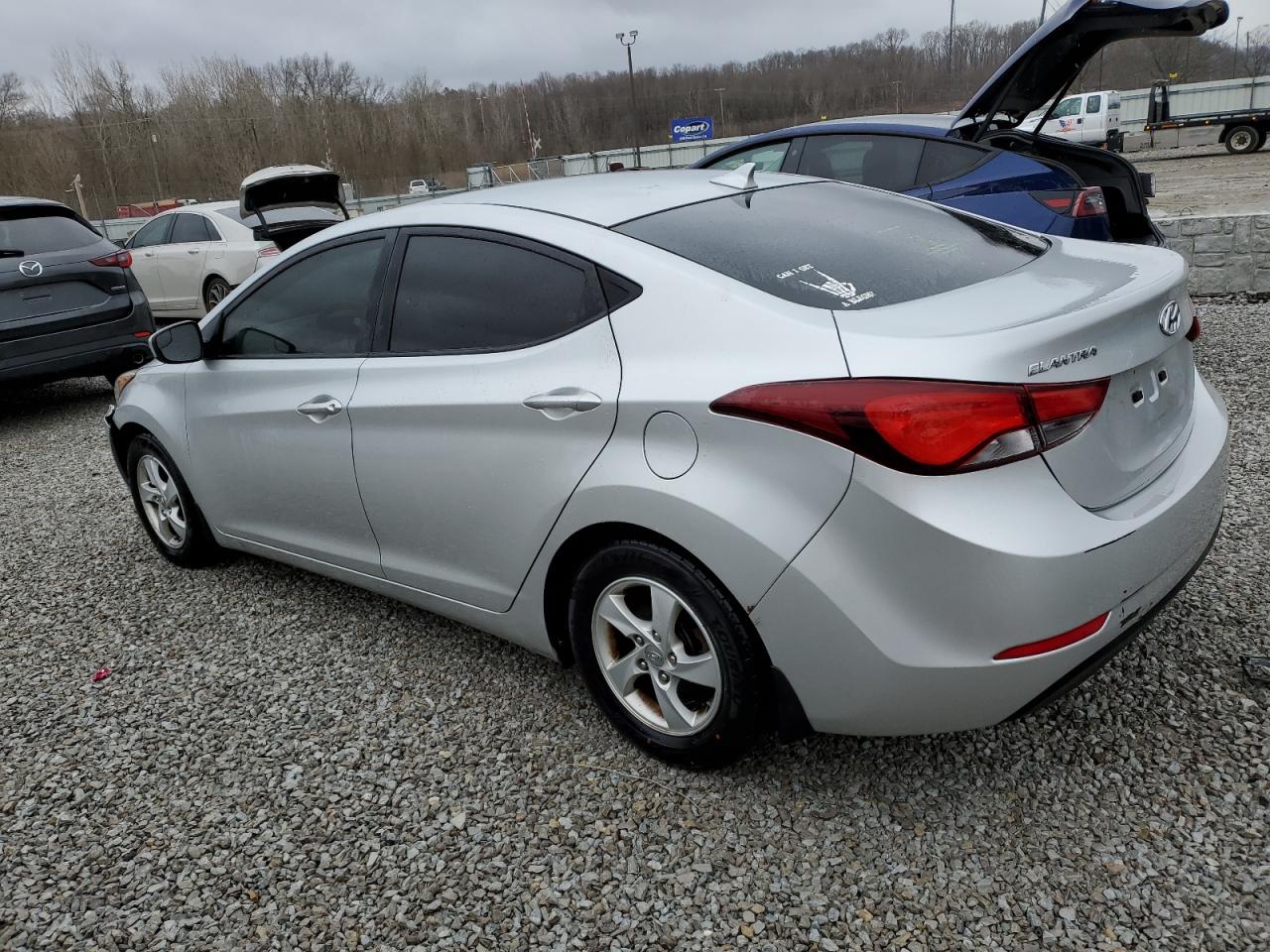 2015 Hyundai Elantra - Image 2