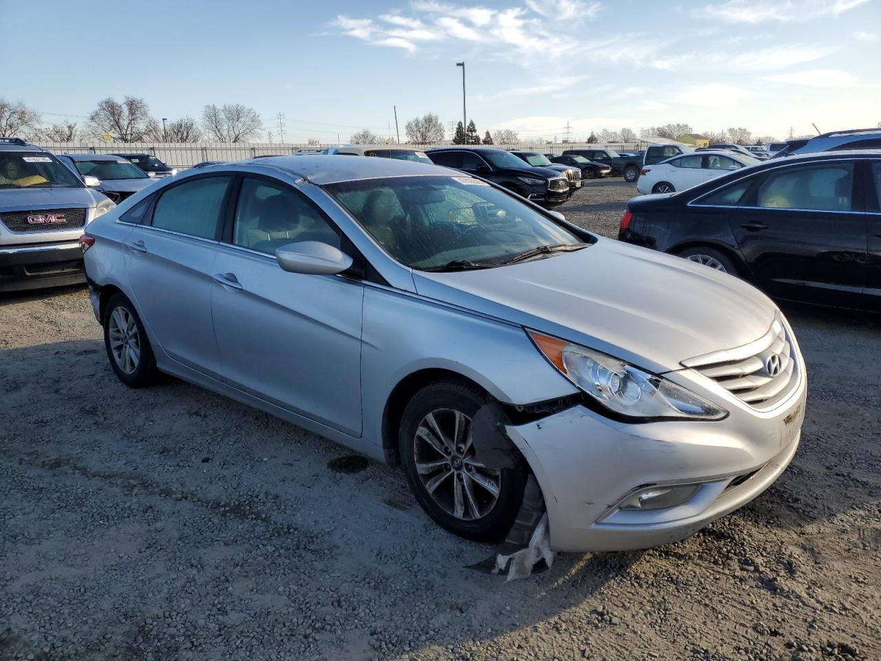 2013 Hyundai Sonata - Image 4
