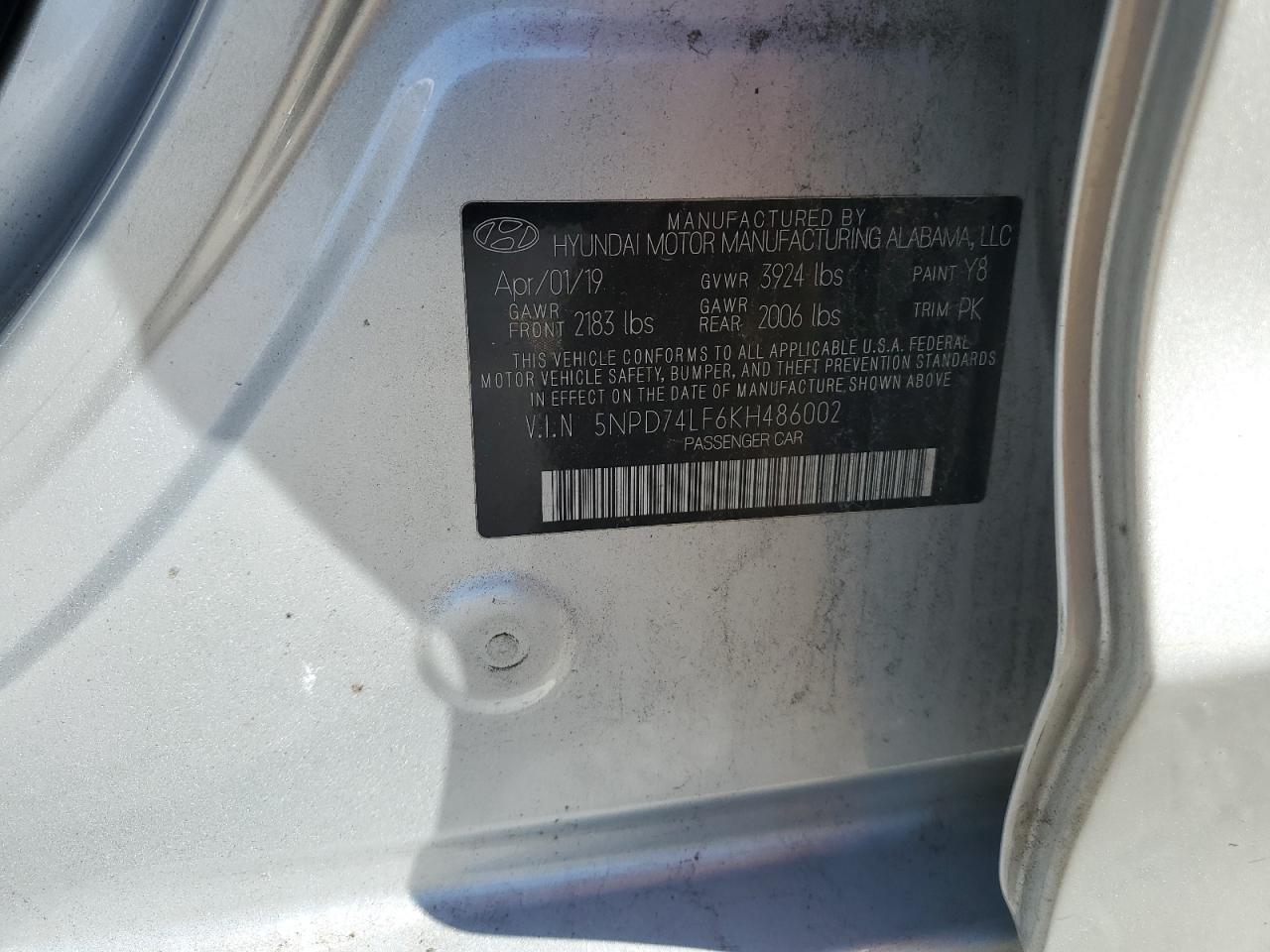 2019 Hyundai Elantra - Image 12