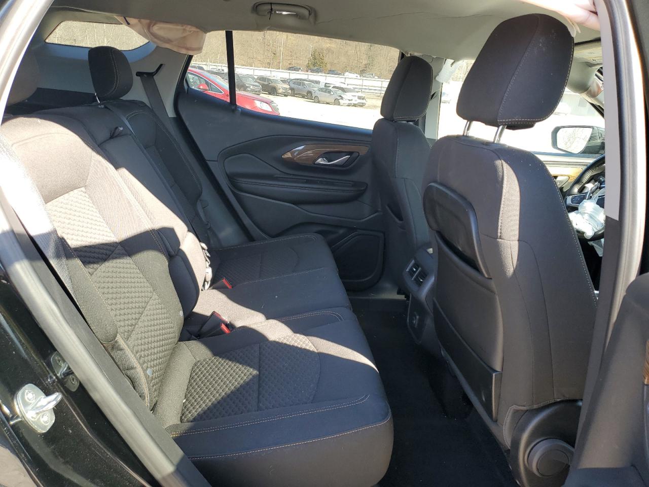 2020 GMC Terrain - Image 11