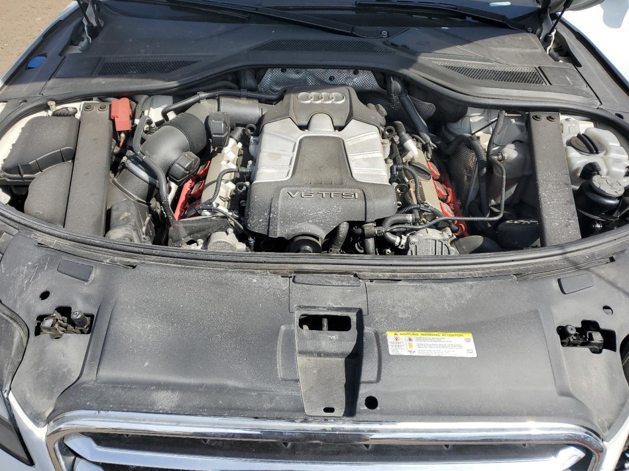 2014 Audi A8 - Image 11