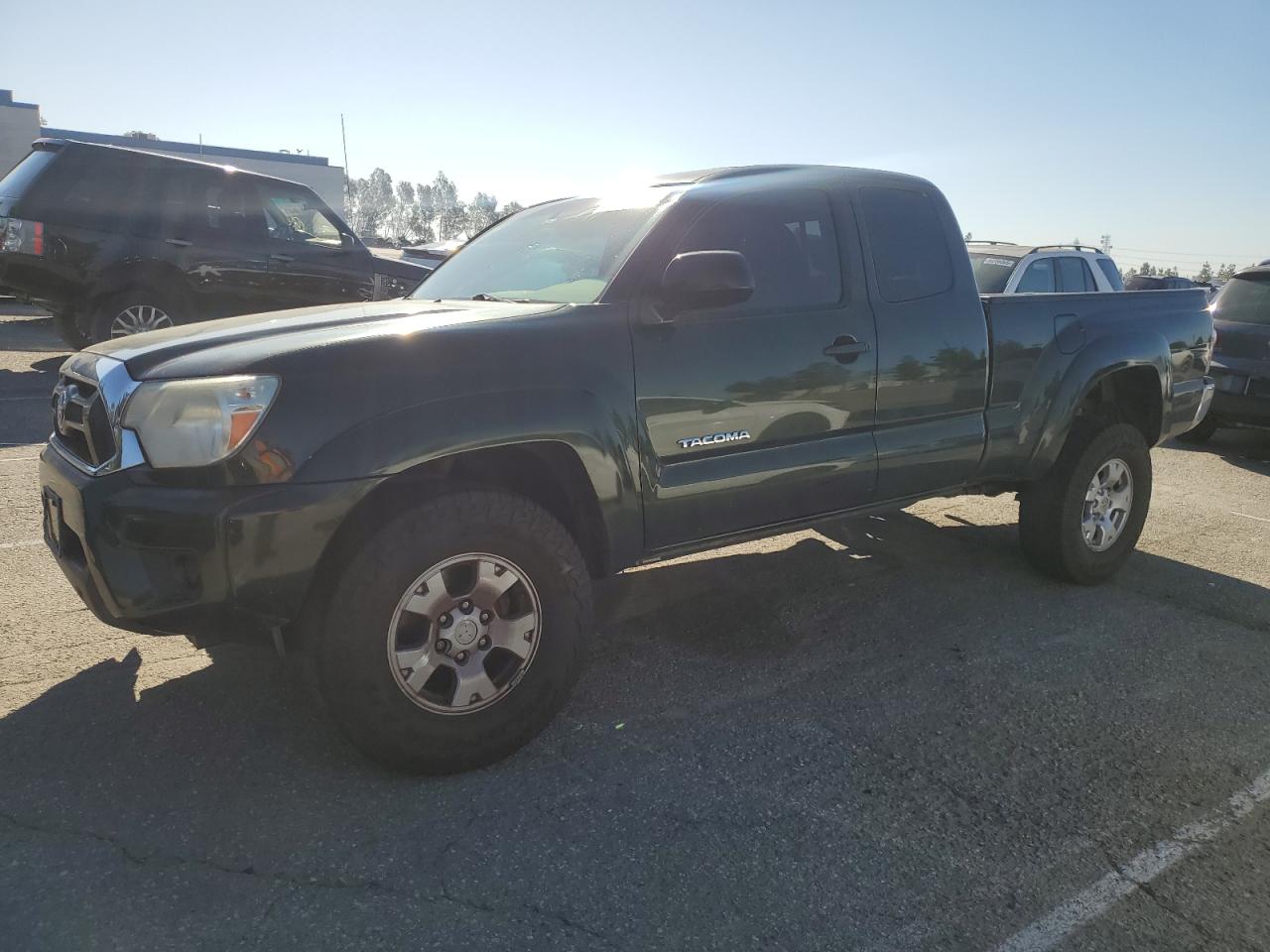 2014 Toyota Tacoma Prerunner Access Cab for Sale in Rancho Cucamonga, CA - Undercarriage