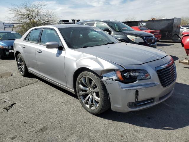  CHRYSLER 300 2014 Серебристый