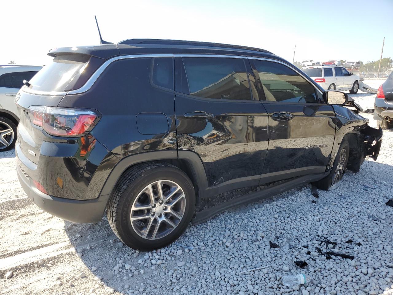 2020 Jeep Compass Latitude VIN: 3C4NJCBB4LT241702 Lot: 48745925