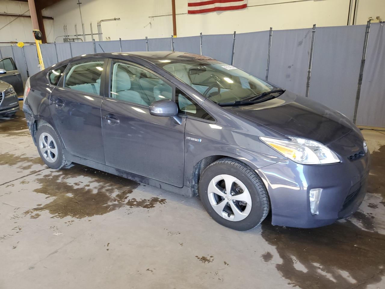 2013 Toyota Prius - Image 4