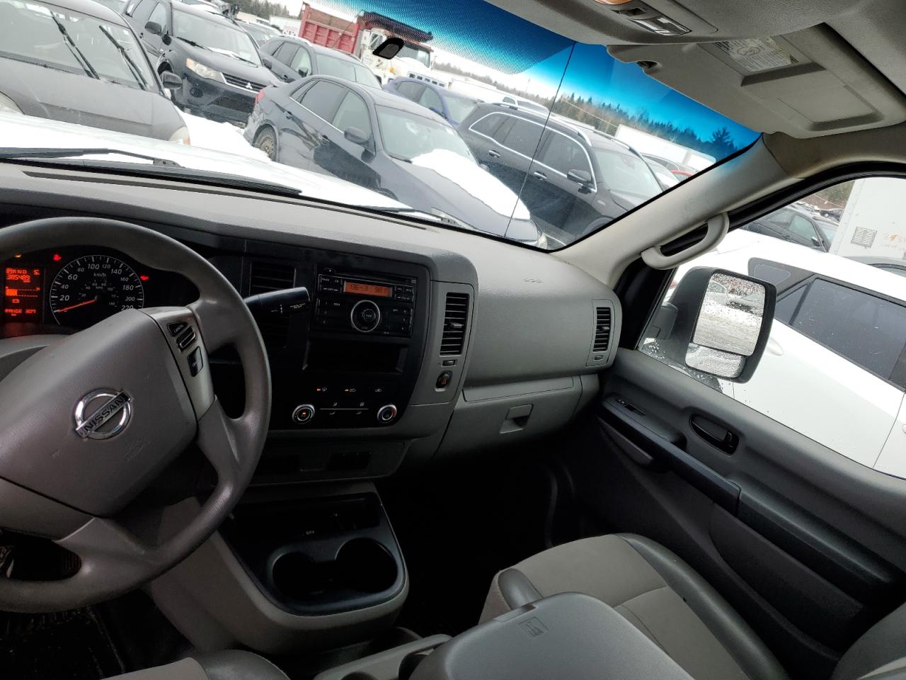 2015 Nissan NV - Image 8