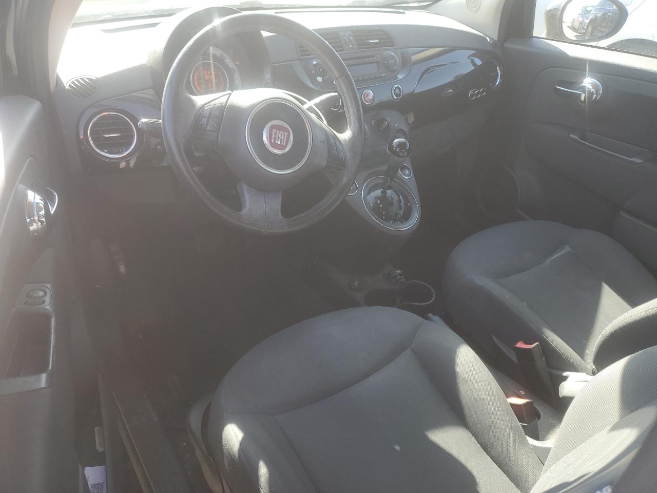 2015 Fiat 500 - Image 8