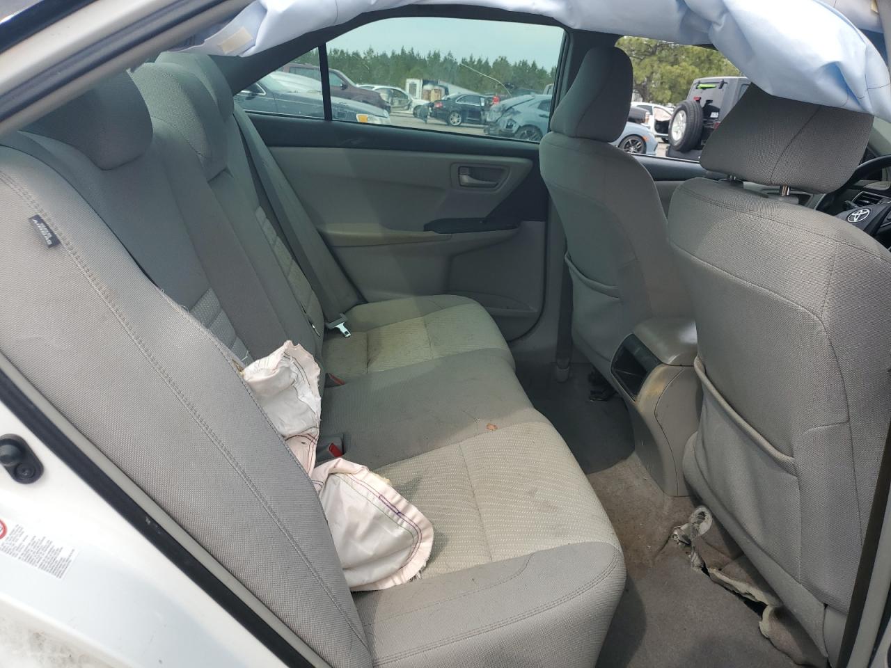 2015 Toyota Camry - Image 10