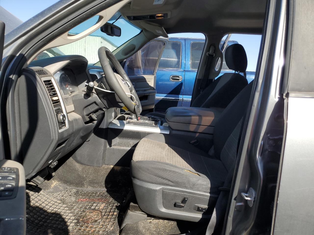 2010 Dodge RAM - Image 7