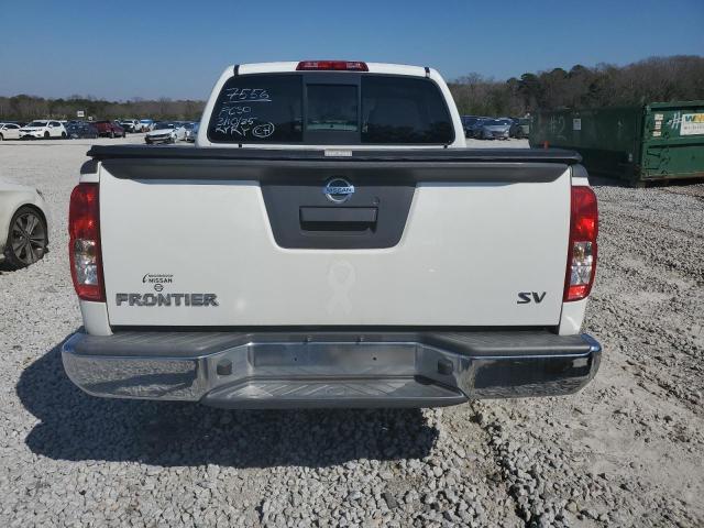 Pickups NISSAN FRONTIER 2016 Biały