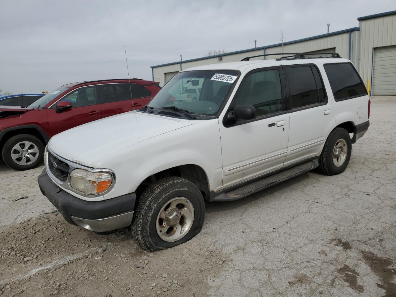 2000 Ford Explorer Xlt for Sale in Kansas City, KS - Undercarriage
