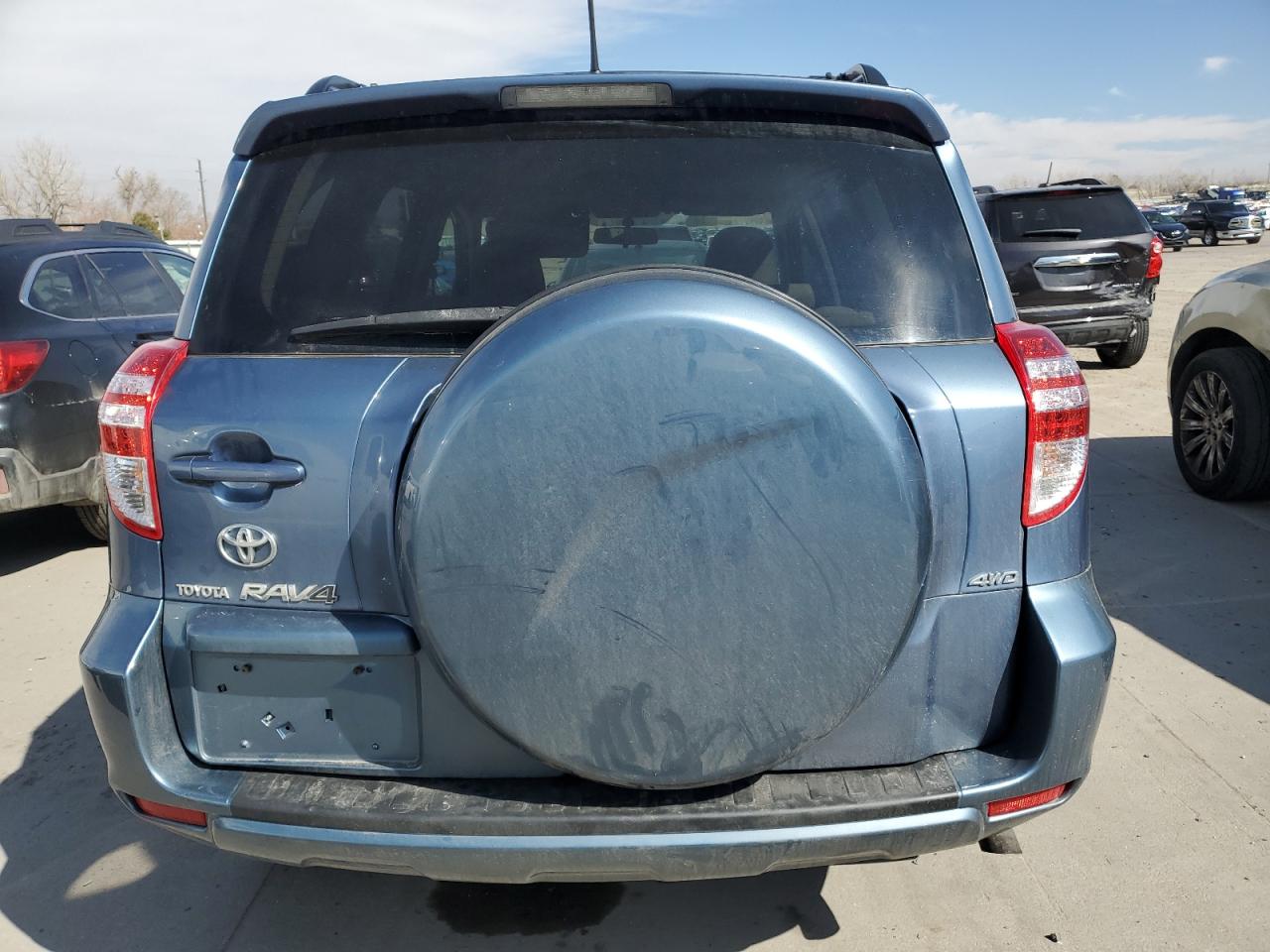 2010 Toyota RAV 4 - Image 6