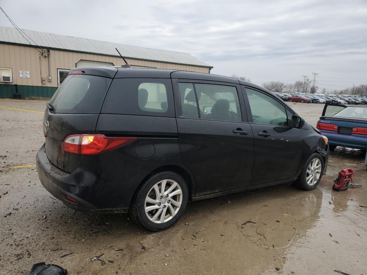 2012 Mazda 5 - Image 3