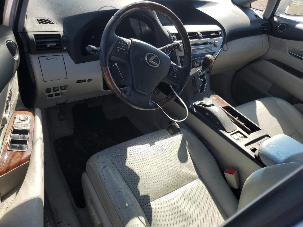 2011 Lexus RX - Image 8