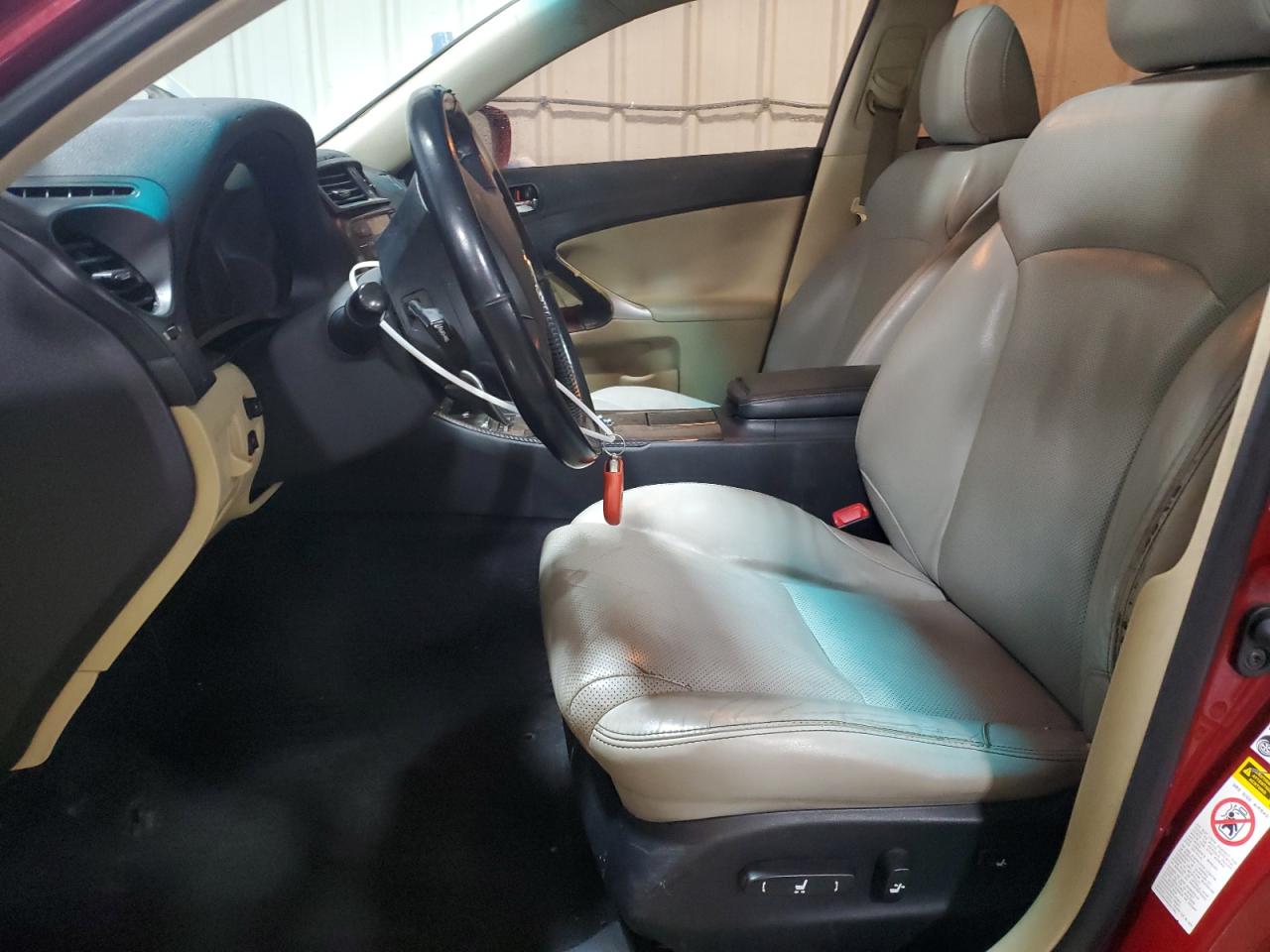 2008 Lexus IS - Image 7