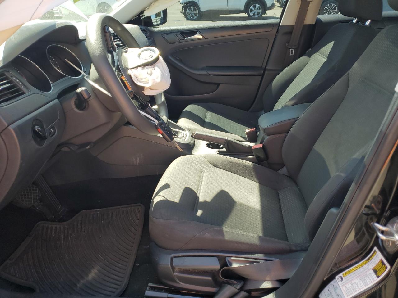 2016 Volkswagen Jetta - Image 7