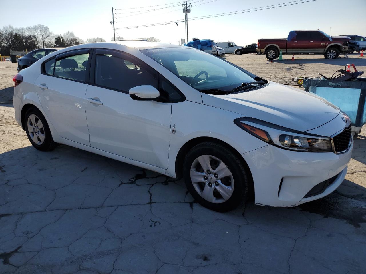 2017 Kia Forte - Image 4
