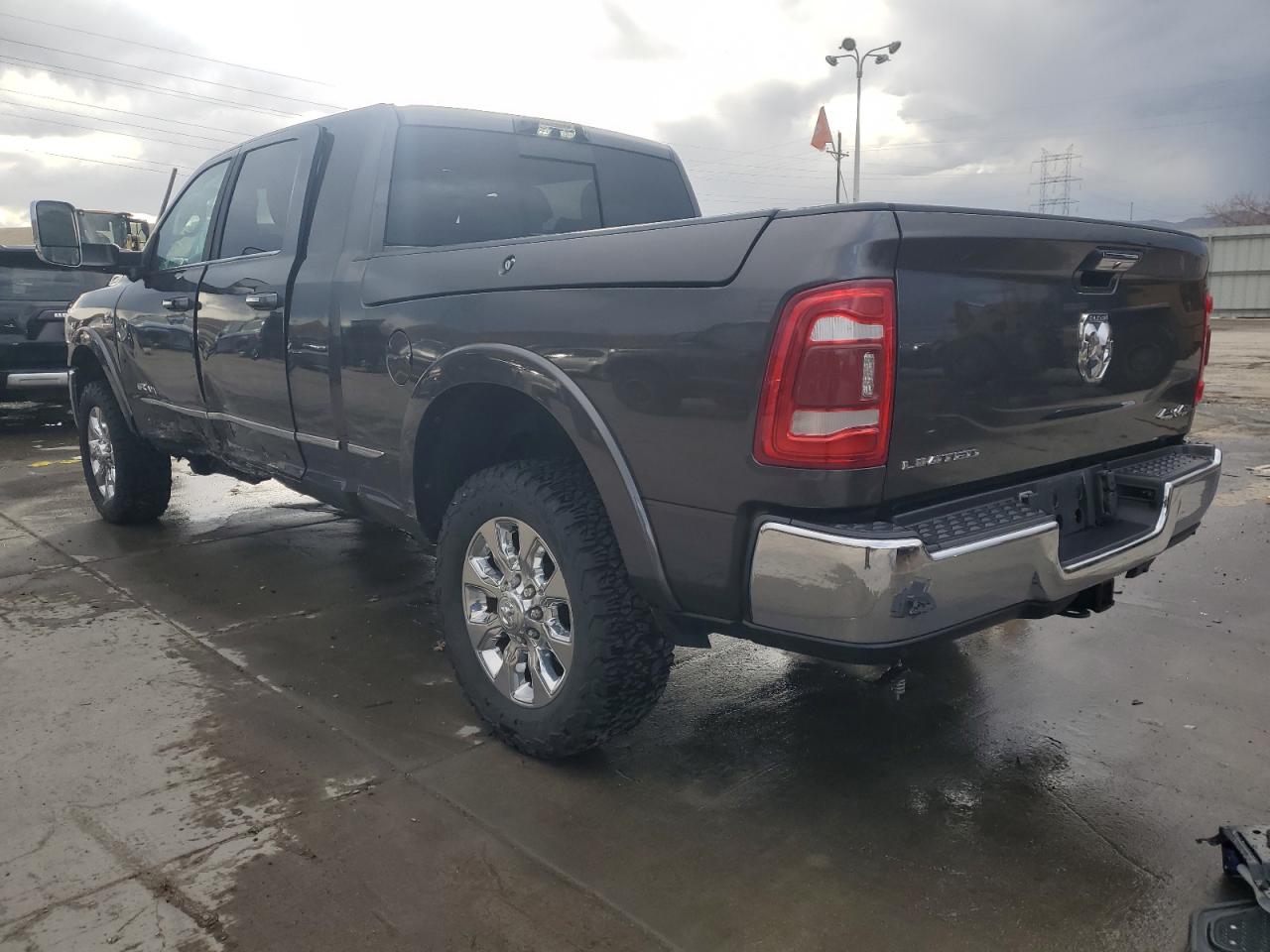 2022 RAM 3500 - Image 2