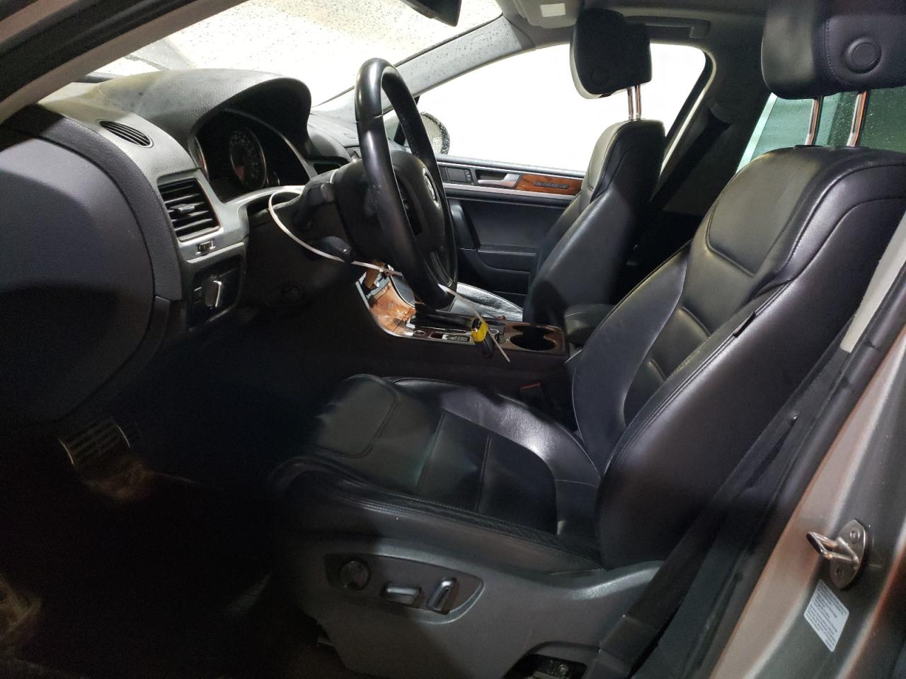 2011 Volkswagen Touareg Hybrid VIN: WVGFG9BPXBD005380 Lot: 50247515