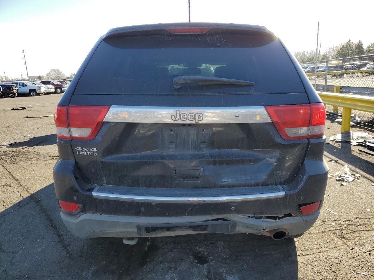 2012 Jeep Grand Cherokee - Image 6