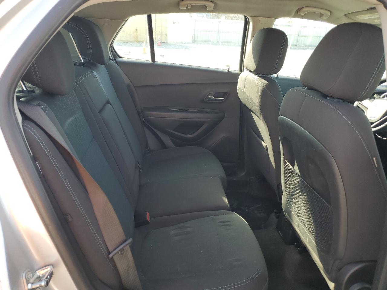 2015 Chevrolet Trax - Image 11